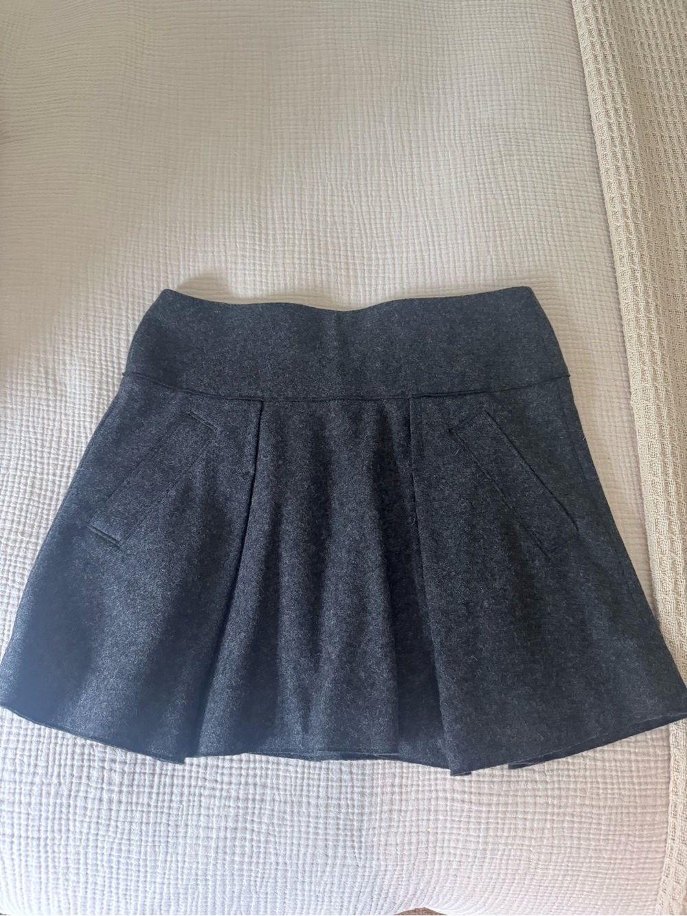 Vince Dark Gray Pleated Skirt